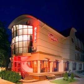 Villa Rossa Hotel，位于基希讷乌的酒店