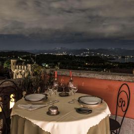 Hotel Locanda Dei Mai Intees，位于阿扎泰的酒店