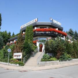Themen Hotel Terrassen Cafe，位于代斯特尔山麓巴德明德尔的酒店