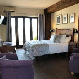 Hostal Avalon