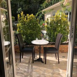 APPARTEMENT T2 RER CACHAN，位于卡尚的酒店