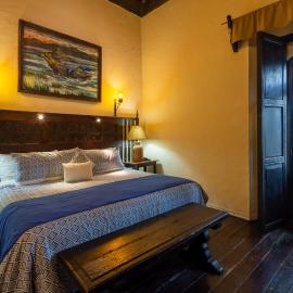 Hotel Mansion Iturbe，位于帕茨库卡罗的酒店