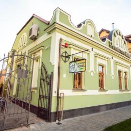 Pension Kokel，位于Dumbrăveni的酒店