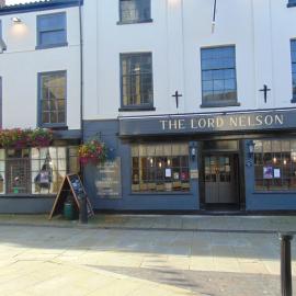 The Lord Nelson,位于布里格的酒店
