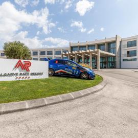 Algarve Race Resort - Hotel,位于Montes de Cima的酒店
