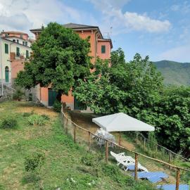 Cinque Terre & Portofino Lodge-Dependance Bracco，位于莫内利亚的酒店