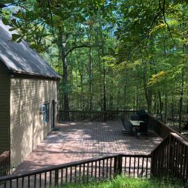 Cozy Cottage at Saw Creek，位于布什基尔的酒店