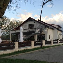 Pod Kotwicą，位于新苏尔的酒店