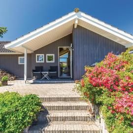 Amazing Home In Slagelse With Kitchen，位于斯劳厄尔瑟的酒店