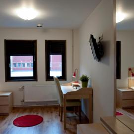 Valbergsängen Hotell & Vandrarhem，位于图什比的酒店