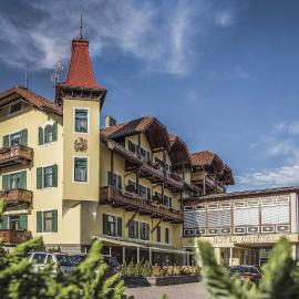Hotel Cristallo，位于多比亚科的酒店