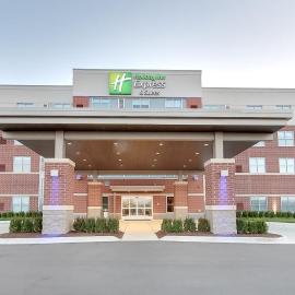 Holiday Inn Express & Suites Plymouth - Ann Arbor Area by IHG,位于普利茅斯的酒店