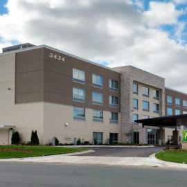 Holiday Inn Express & Suites Eagan - Minneapolis Area by IHG，位于伊根的酒店