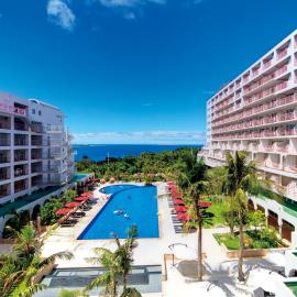 Hotel Mahaina Wellness Resorts Okinawa，位于本部的酒店