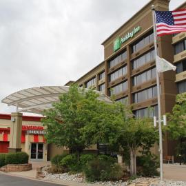 Holiday Inn Denver Lakewood by IHG，位于莱克伍德的酒店