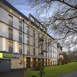 Holiday Inn Express Baden-Baden by IHG，位于巴登-巴登的酒店