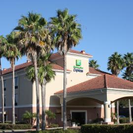 Holiday Inn Express - Clermont by IHG，位于克莱蒙的酒店