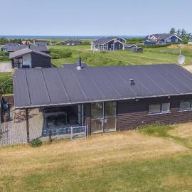 Three-Bedroom Holiday Home In Lemvig，位于莱姆维的酒店