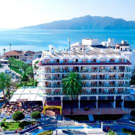 CihanTürk Hotel，位于马尔马里斯的酒店