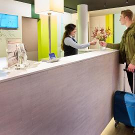 Holiday Inn Express Hasselt by IHG,位于哈瑟尔特的酒店