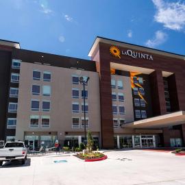 La Quinta by Wyndham Oklahoma City Airport，位于俄克拉何马城的酒店