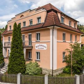 Bruckmayers Gästehaus，位于波滕施泰因的酒店