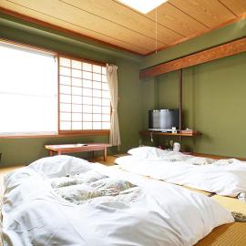 business ryokan haniwa，位于Saito的酒店