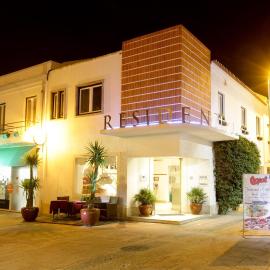 Residencial Mar e Sol，位于卡帕里卡海岸的酒店