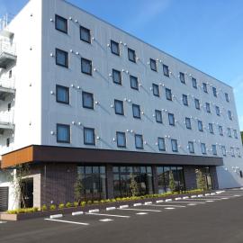 HOTEL WIN，位于伊万里市的酒店