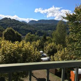 Les chambres et studios Camping Parc de Paletès,位于圣吉隆的酒店