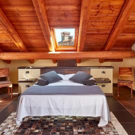 Casa Svizzera Agriturismo，位于巴罗洛的酒店
