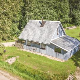 Jēkaba māja，位于巴尔维的酒店