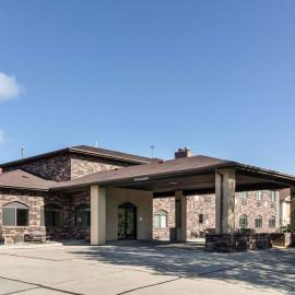 Quality Suites Near West Acres，位于法戈的酒店