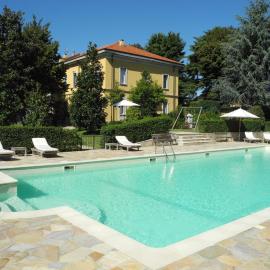 Villa Verganti Veronesi，位于Inveruno的酒店