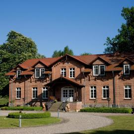 Gut Settin am See - Ferienhäuser，位于Settin的酒店