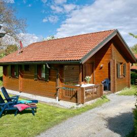 KNAUS Campingpark Viechtach，位于菲希塔赫的酒店
