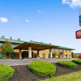 Best Western the Inn at the Fairgrounds，位于锡拉丘兹的酒店