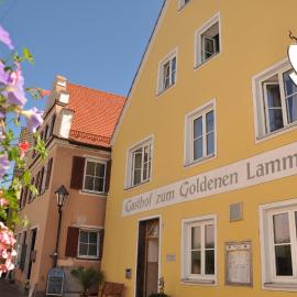 Hotel Gasthof zum Goldenen Lamm,位于哈尔堡的酒店