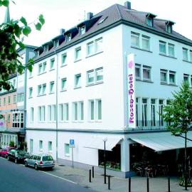 Rosenhotel，位于茨魏布肯的酒店