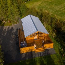 Áshóll guesthouse - farmstay，位于阿克雷里的酒店