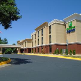 Holiday Inn Express Hotel & Suites Midlothian Turnpike by IHG