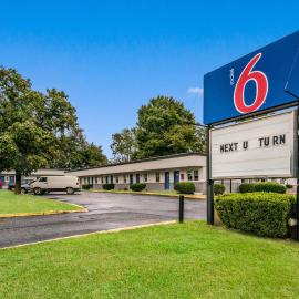 Motel 6-Tinton Falls, NJ,位于廷顿瀑布的酒店