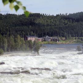 Hotell Storforsen，位于Bredsel的酒店