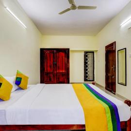 Hotel Umaiyyal International，位于根尼亚古马里的酒店