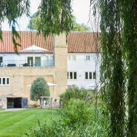 Tuddenham Mill Luxury Hotel,位于塔登汉姆的酒店