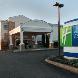 Holiday Inn Express Vernon-Manchester by IHG,位于Vernon的酒店