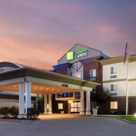 Holiday Inn Express Warrenton by IHG，位于Warrenton的酒店
