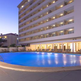 Carcavelos Beach Hotel，位于卡尔卡维洛斯的酒店