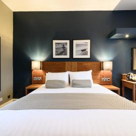 The County Hotel by Innkeeper's Collection，位于莱瑟姆-圣安妮的酒店