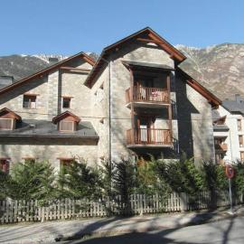 Duplex con vistas en Benasque，位于贝纳斯克的酒店